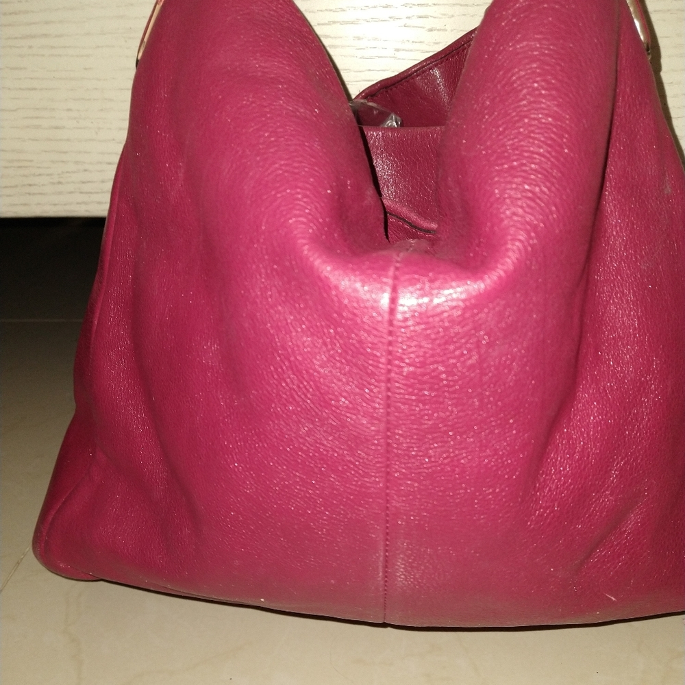 Coach - Picture 4 of 7